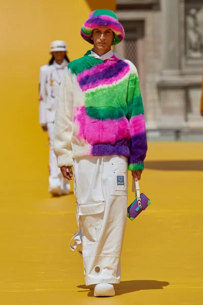 Look 47